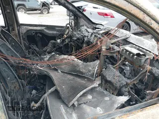 2017 Dodge Grand Caravan SE Plus z VIN 2C4RDGBG4HR647372, wystawiony jako IAAI lot #40679801 z przebiegiem Nie podano mil oraz . Historia ofert i sprzedaży dostępna na DreamBid. Obrazek 5.