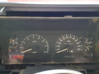 1993 Isuzu Trooper S z VIN JACDH58V2P7912099, wystawiony jako Copart lot #65121945 z przebiegiem 201 520 mil mil oraz Szkoda całkowita • Salvage title. Historia ofert i sprzedaży dostępna na DreamBid. Obrazek 9.