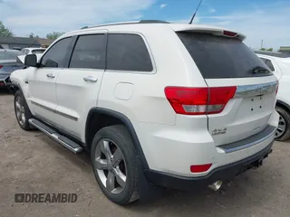 2011 Jeep Grand Cherokee Limited z VIN 1J4RR5GTXBC519319, wystawiony jako IAAI lot #42199900 z przebiegiem 193 359 mil mil oraz . Historia ofert i sprzedaży dostępna na DreamBid. Obrazek 3.