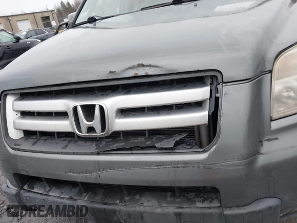 2008 Honda Pilot SE with VIN 5FNYF18398B001764, listed as a IAAI auction lot 41865212 with 355,052 mi miles and . Bid and sale history available at DreamBid. Image 12.