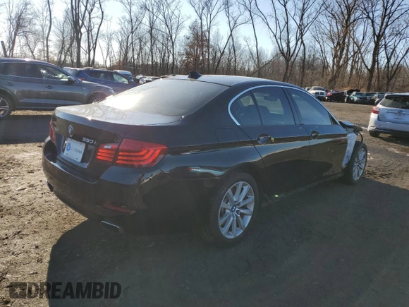 2015 BMW 5 Series 550i xDrive с VIN WBAKP9C54FD693721, выставлен на аукционе Copart как лот 83348714 с пробегом 59 993 миль миль и Списание • Salvage title. История ставок и продаж доступна на DreamBid. Изображение 3.
