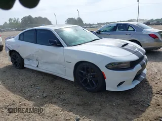 2020 Dodge Charger R/T z VIN 2C3CDXCT3LH182295, wystawiony jako IAAI lot #41901120 z przebiegiem 69 980 mil mil oraz . Historia ofert i sprzedaży dostępna na DreamBid. Obrazek 1.