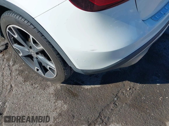 2020 Mercedes-Benz GLA 250 z VIN WDCTG4GB1LU022698, wystawiony jako IAAI lot #36984414 z przebiegiem 19 705 mil mil oraz . Historia ofert i sprzedaży dostępna na DreamBid. Obrazek 6.