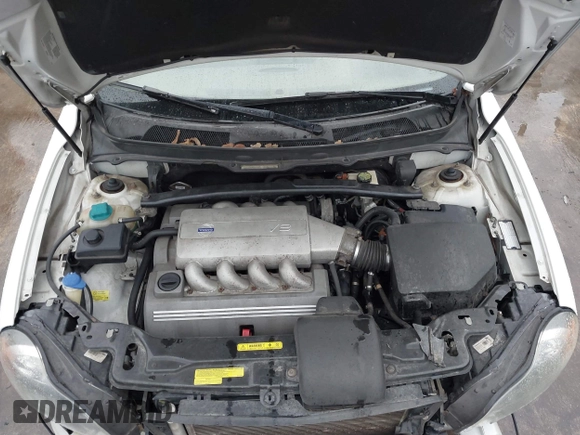2005 Volvo XC90 with VIN YV1CZ852051198196, listed as a IAAI auction lot 41572567 with 154,881 mi miles and . Bid and sale history available at DreamBid. Image 10.
