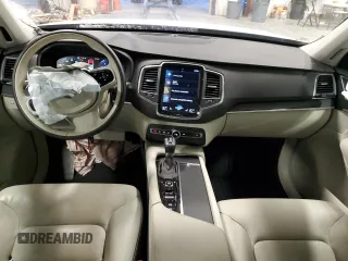 2020 Volvo XC90 Momentum with VIN YV4A22PK2L1546246, listed as a Copart auction lot 42031195 with 24,152 mi miles and Salvage Title. Bid and sale history available at carsss.com. Image 8.