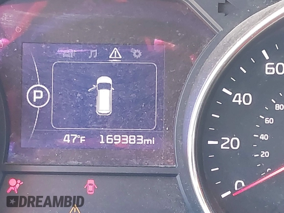 2017 Kia Sedona LX with VIN KNDMB5C18H6310158, listed as a IAAI auction lot 41808613 with 169,383 mi miles. Bid and sale history available at carsss.com. Image 15.