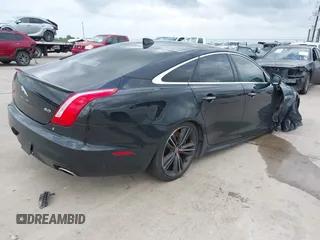 2019 Jaguar XJ z VIN SAJWA1CEXKMW22140, wystawiony jako IAAI lot #42113507 z przebiegiem 24 207 mil mil oraz . Historia ofert i sprzedaży dostępna na DreamBid. Obrazek 4.