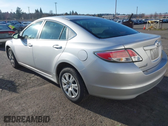 2011 Mazda Mazda6 i Sport with VIN 1YVHZ8BH5B5M13624, listed as a IAAI auction lot 40904715 with 76,797 mi miles. Bid and sale history available at carsss.com. Image 3.