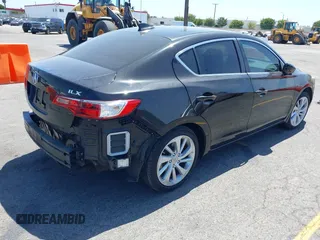 2017 Acura ILX Premium z VIN 19UDE2F73HA007955, wystawiony jako IAAI lot #42283491 z przebiegiem 110 686 mil mil oraz . Historia ofert i sprzedaży dostępna na DreamBid. Obrazek 4.