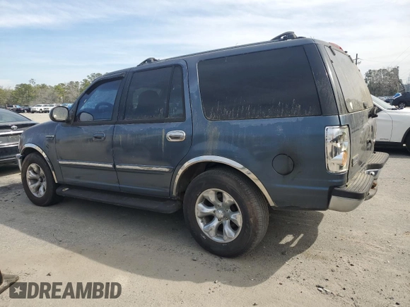 1998 Ford Expedition XLT with VIN 1FMRU1769WLB17414, listed as a Copart auction lot 46218715 with 274,169 mi miles and Salvage Title. Bid and sale history available at carsss.com. Image 2.