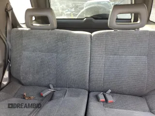 1995 Honda Passport z VIN 4S6CM58V5S4429972, wystawiony jako Copart lot #84513174 z przebiegiem 129 872 mil mil oraz Szkody całkowita. Historia ofert i sprzedaży dostępna na DreamBid. Obrazek 10.
