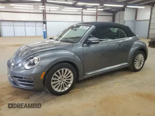 2019 Volkswagen Beetle S с VIN 3VW5DAAT0KM501346, выставлен на аукционе Copart как лот 49643105 с пробегом 57 630 миль миль и Списание • Salvage title. История ставок и продаж доступна на DreamBid. Изображение 1.