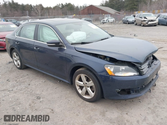 2013 Volkswagen Passat SE z VIN 1VWBP7A37DC145575, wystawiony jako IAAI lot #41253095 z przebiegiem 93 702 mil mil oraz . Historia ofert i sprzedaży dostępna na DreamBid. Obrazek 1.