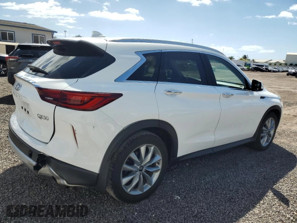 2022 Infiniti QX50 Luxe z VIN 3PCAJ5BA6NF113786, wystawiony jako Copart lot #56567625 z przebiegiem 22 538 mil mil oraz Szkoda całkowita • Salvage title. Historia ofert i sprzedaży dostępna na DreamBid. Obrazek 3.