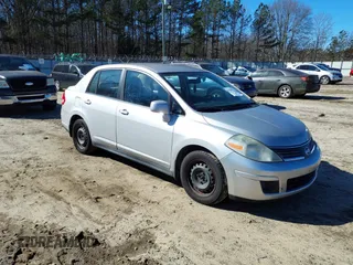 2008 Nissan Versa 1.8 S with VIN 3N1BC11E88L356245, listed as a IAAI auction lot 41378999 with 219,721 mi miles. Bid and sale history available at carsss.com. Image 1.