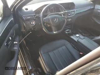 2011 Mercedes-Benz E 550 Luxury with VIN WDDHF7CB0BA492992, listed as a Copart auction lot 86627914 with 114,425 mi miles and Salvage Title. Bid and sale history available at DreamBid. Image 8.