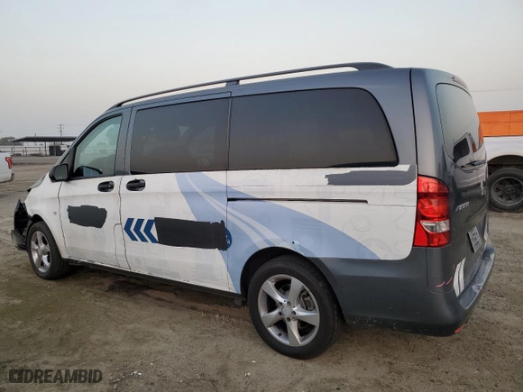 2016 Mercedes-Benz Metris Passenger Van with VIN WD4PG2EE2G3097999, listed as a Copart auction lot 83611814 with 116,039 mi miles and Salvage Title. Bid and sale history available at carsss.com. Image 2.