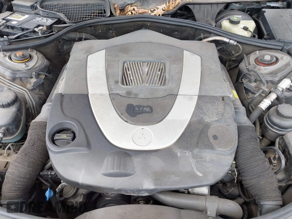 2007 Mercedes-Benz CL-Class 5.5L V8 with VIN WDDEJ71X97A002508, listed as a IAAI auction lot 42073932 with 121,008 mi miles. Bid and sale history available at carsss.com. Image 10.