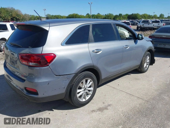 2019 Kia Sorento L with VIN 5XYPG4A3XKG605229, listed as a IAAI auction lot 41827291 with 59,594 mi miles. Bid and sale history available at carsss.com. Image 4.
