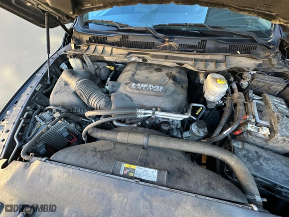 2018 Ram 2500 Laramie with VIN 3C6UR5FJ5JG369770, listed as a Copart auction lot 83249094 with 159,580 mi miles and Clean Title. Bid and sale history available at carsss.com. Image 7.