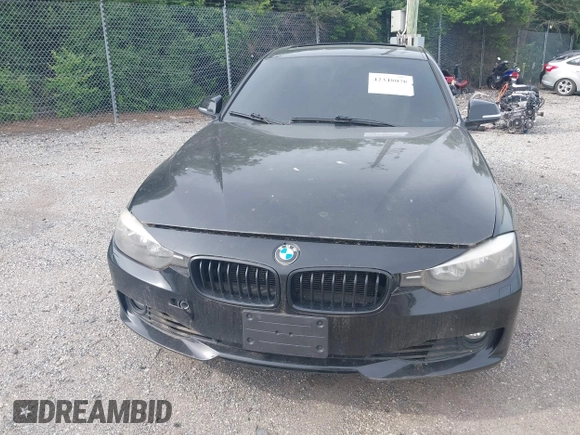 2013 BMW 3 Series 328i xDrive with VIN WBA3B5C55DF596041, listed as a IAAI auction lot 42348070 with Not provided miles and . Bid and sale history available at DreamBid. Image 6.