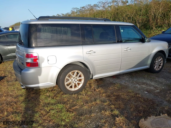 2019 Ford Flex SE with VIN 2FMGK5B88KBA24133, listed as a IAAI auction lot 40541432 with 1 mi miles. Bid and sale history available at carsss.com. Image 4.