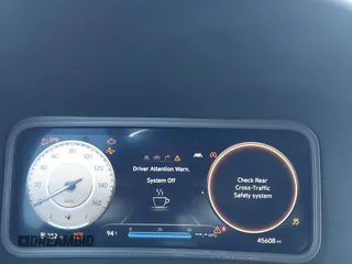 2023 Hyundai Kona Limited с VIN KM8K53A31PU971141, выставлен на аукционе IAAI как лот 42189225 с пробегом 45 608 миль миль и . История ставок и продаж доступна на DreamBid. Изображение 7.