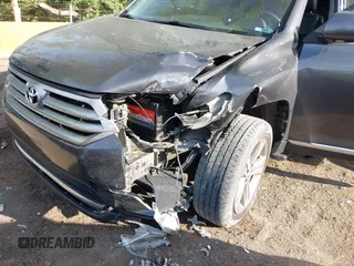 2011 Toyota Highlander Limited with VIN 5TDDK3EH7BS055802, listed as a IAAI auction lot 42207525 with 146,827 mi miles and . Bid and sale history available at DreamBid. Image 6.