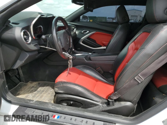 2017 Chevrolet Camaro 2LT z VIN 1G1FD1RS1H0106549, wystawiony jako Copart lot #54366995 z przebiegiem 99 701 mil mil oraz Szkoda całkowita • Salvage title. Historia ofert i sprzedaży dostępna na DreamBid. Obrazek 7.