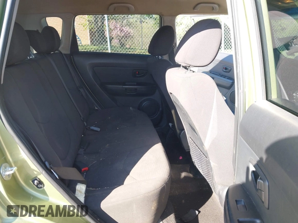 2013 Kia Soul with VIN KNDJT2A52D7619326, listed as a IAAI auction lot 41994398 with 209,066 mi miles. Bid and sale history available at carsss.com. Image 8.