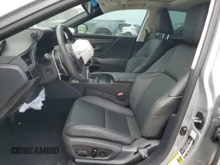 2024 Lexus ES 250 with VIN 58AD11D1XRU013033, listed as a Copart auction lot 53267625 with 17,916 mi miles and Salvage title. Bid and sale history available at DreamBid. Image 7.