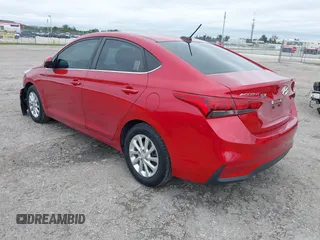 2019 Hyundai Accent SE with VIN 3KPC24A35KE065900, listed as a IAAI auction lot 41409803 with 33,917 mi miles. Bid and sale history available at carsss.com. Image 3.