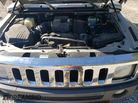 2007 Hummer H3 SUV with VIN 5GTDN13E178197183, listed as a Copart auction lot 70138664 with 254,603 mi miles and Clean Title. Bid and sale history available at carsss.com. Image 12.