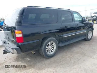 2003 Chevrolet Suburban LS with VIN 3GNEC16T03G334122, listed as a IAAI auction lot 41860521 with 195,648 mi miles. Bid and sale history available at carsss.com. Image 4.