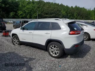 2017 Jeep Cherokee Latitude z VIN 1C4PJLCB6HW628924, wystawiony jako Copart lot #55154895 z przebiegiem 70 645 mil mil oraz Szkoda całkowita • Salvage title. Historia ofert i sprzedaży dostępna na DreamBid. Obrazek 2.