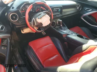 2016 Chevrolet Camaro 2LT z VIN 1G1FD1RS3G0138191, wystawiony jako Copart lot #53129775 z przebiegiem 92 770 mil mil oraz Nie do naprawy. Historia ofert i sprzedaży dostępna na DreamBid. Obrazek 8.