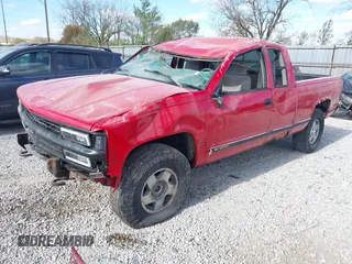 1995 Chevrolet Silverado 1500 with VIN 1GCEK19K6SE265893, listed as a IAAI auction lot 40779126 with 245,300 mi miles and . Bid and sale history available at DreamBid. Image 2.