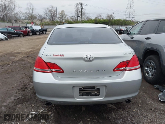 2005 Toyota Avalon XL with VIN 4T1BK36B25U061343, listed as a IAAI auction lot 42012970 with 143,587 mi miles and . Bid and sale history available at DreamBid. Image 17.