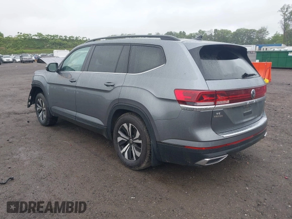 2024 Volkswagen Atlas SE with VIN 1V2LR2CA8RC514627, listed as a IAAI auction lot 42314638 with 18,722 mi miles and . Bid and sale history available at DreamBid. Image 3.