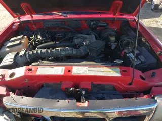 1999 Ford Ranger XL with VIN 1FTZR15V2XTA07631, listed as a IAAI auction lot 41591752 with 179,967 mi miles. Bid and sale history available at carsss.com. Image 10.