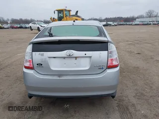 2008 Toyota Prius with VIN JTDKB20U283447960, listed as a IAAI auction lot 40956667 with 113,116 mi miles. Bid and sale history available at carsss.com. Image 16.