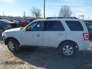 2011 Ford Escape Limited with VIN 1FMCU9EG5BKC09796, listed as a IAAI auction lot 41792944 with 134,117 mi miles. Bid and sale history available at carsss.com. Image 15.