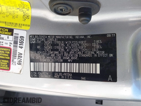 2011 Toyota Sienna LE AAS with VIN 5TDKK3DC2BS175598, listed as a IAAI auction lot 42186153 with 169,267 mi miles. Bid and sale history available at carsss.com. Image 9.