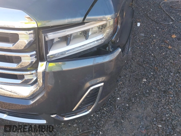 2020 GMC Acadia SLE with VIN 1GKKNKLA1LZ183343, listed as a IAAI auction lot 40742807 with 136,808 mi miles and . Bid and sale history available at DreamBid. Image 17.