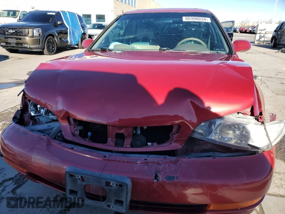 1998 Acura CL Premium z VIN 19UYA2253WL001513, wystawiony jako Copart lot #86998034 z przebiegiem 123 918 mil mil oraz Szkody całkowita. Historia ofert i sprzedaży dostępna na DreamBid. Obrazek 5.
