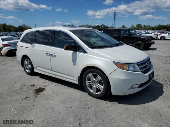 2013 Honda Odyssey Touring with VIN 5FNRL5H92DB064031, listed as a Copart auction lot 53559395 with 170,967 mi miles and Clean Title. Bid and sale history available at carsss.com. Image 4.