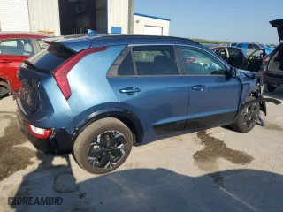 2023 Kia Niro EV Wind with VIN KNDCR3L16P5024860, listed as a Copart auction lot 72225364 with 13,133 mi miles and Clean Title. Bid and sale history available at carsss.com. Image 3.
