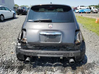 2015 FIAT 500 Abarth z VIN 3C3CFFFH1FT508103, wystawiony jako Copart lot #59267965 z przebiegiem 108 068 mil mil oraz Szkoda całkowita • Salvage title. Historia ofert i sprzedaży dostępna na DreamBid. Obrazek 6.
