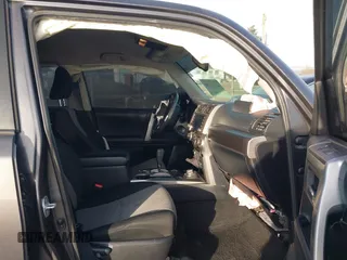 2021 Toyota 4Runner SR5 with VIN JTEMU5JR8M5878358, listed as a IAAI auction lot 41826705 with 76,748 mi miles and . Bid and sale history available at DreamBid. Image 5.