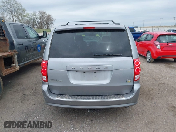 2017 Dodge Grand Caravan SXT with VIN 2C4RDGCG2HR842871, listed as a IAAI auction lot 42074716 with 174,227 mi miles and . Bid and sale history available at DreamBid. Image 17.
